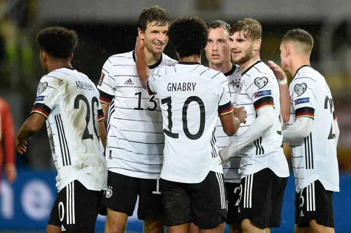 La Germania dopo Loew è ripartita dal ct Flick dopo le delusioni a Mondiali ed Europei: e sono arrivate sette vittorie in sette partite (record) con tanto di pass per Qatar 2022
