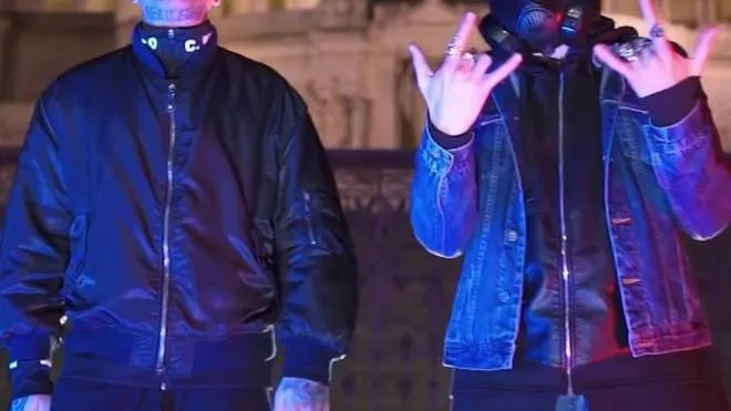 I rapper Highsnob, 36 anni, e Junior Cally, 30, insieme nel video di Arkham (2017)