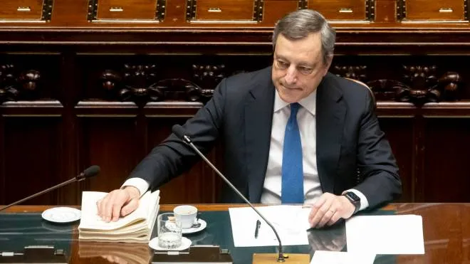 Il Presidente del Consiglio, Mario Draghi, durante l'informativa urgente sulla situazione in Ucraina nell'Aula della Camera, Roma, 19 maggio 2022. ANSA/MASSIMO PERCOSSI