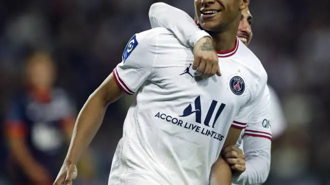 Kylian Mbappé Lottin è un calciatore francese, nato a Parigi nel dicembre 1998