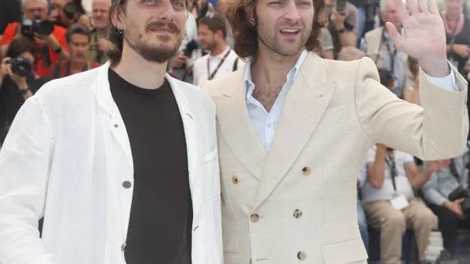 Luca Marinelli, 37 anni, e Alessandro Borghi, 35 anni, alla presentazione del film. a Cannes