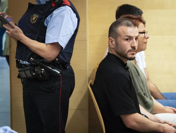Il ceceno Rassoul Bissoultanov, 29 anni, imputato per l’omicidio di Niccolò Ciatti, 21 anni, sopra