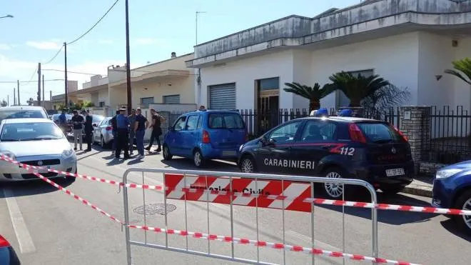 Il luogo dove un uomo di 75 anni, Donato Montinaro, � stato trovato 
morto nella sua abitazione a Castr� (Lecce), 11 giugno 2022. 
ANSA/STEFANIA CONGEDO