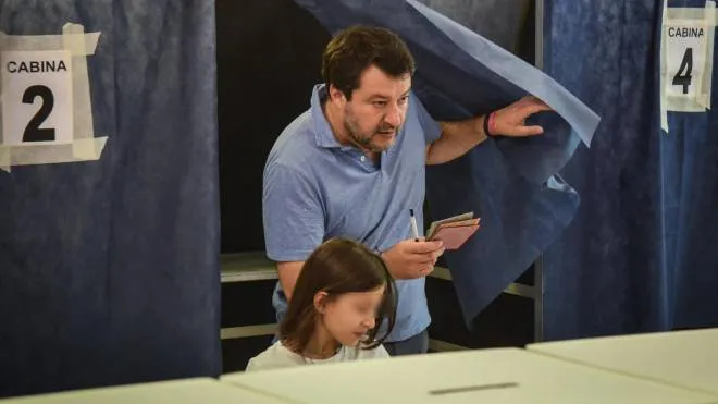 Federal Secretary of Italian Party "Lega", Matteo Salvini, during the voting operations in a polling to vote on five referenda regarding justice in Milan, Italy, 12 June 2022.
ANSA/MATTEO CORNER