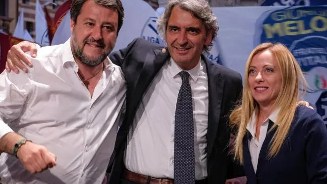 Matteo Salvini e Giorgia Meloni con Federico Sboarina, candidato a Verona