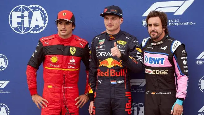 Carlos Sainz, Max Verstappen e Fernando Alonso (Ansa)
