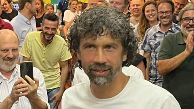 Damiano Tommasi, 48 anni, ex calciatore, ha portato il centrosinistra al successo