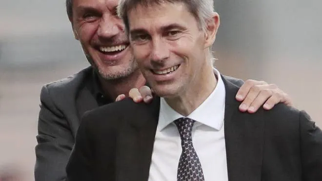 Da sinistra Paolo Maldini, 54 anni, d.t. del Milan, e Frederic Massara, 53, il d.s.