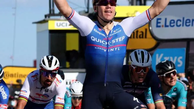 Fabio Jakobsen, 25 anni, ieri all’arrivo della seconda tappa del Tour del France