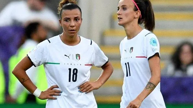 Arianna Caruso e Barbara Bonansea: l’Italia deve reagire dopo l’1-5 con la Francia