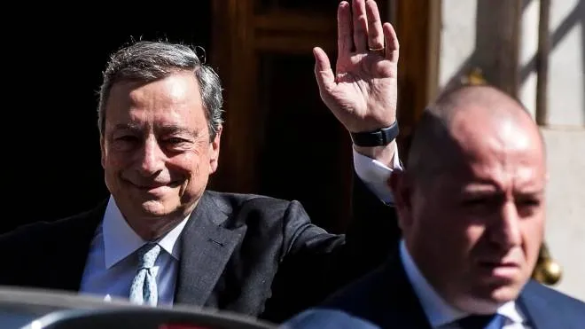 Prime Minister Mario Draghi after leaving the NATO summit in Madrid early, in Rome, Italy, June 30, 2022. Premier Mario Draghi returned to Rome from the NATO summit in Madrid early on Wednesday amid soaring tension with his predecessor Giuseppe Conte, the leader of the 5-Star Movement (M5S), a key part of the ruling coalition.ANSA/ANGELO CARCONI