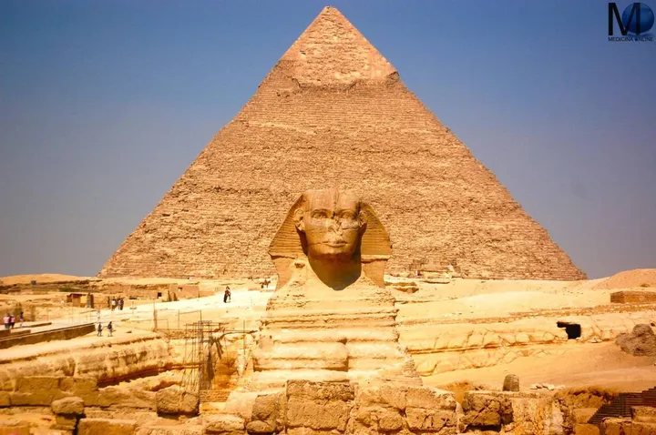 La Sfinge nella Necropoli di Giza; secondo nuovi studi avrebbe avuto una gemella
