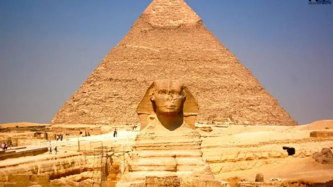 La Sfinge nella Necropoli di Giza; secondo nuovi studi avrebbe avuto una gemella