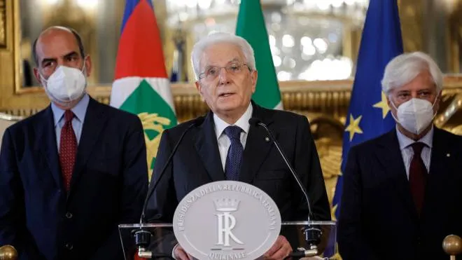 Italian President Sergio Mattarella at  the Quirinale Palace during communications after the resignation of Prime Minister Mario Draghi, in Rome, Italy, 21 July 2022. ANSA/GIUSEPPE LAMI