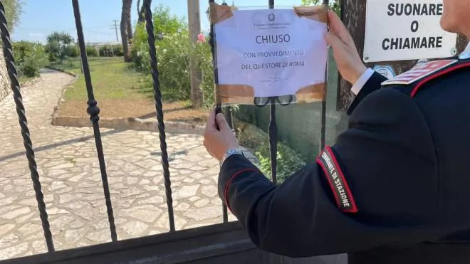 (DIRE) Roma, 23 lug. - I Carabinieri della Stazione di Monterotondo hanno notificato un'ordinanza di chiusura a un noto locale della citt