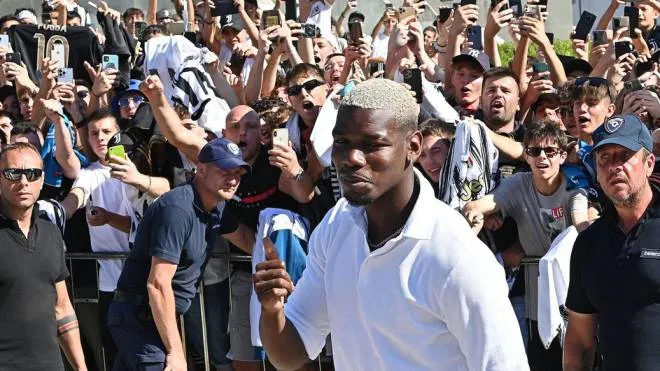 New Juventus' player Paul Pogba arrives at the J Medical center to undergo medical tests, in Turin, Italy, 09 July 2022. ANSA/ALESSANDRO DI MARCO
