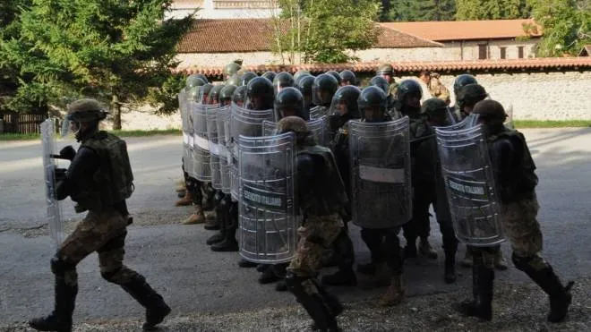 Un comando a guida italiana responsabile della missione Kfor, che per la Nato si occupa dell’area Kosovo