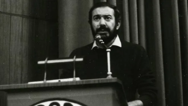 Mario Capanna (77 anni) ai tempi di Democrazia Proletaria, di cui il leader sessantottino fu fondatore Capanna è stato europarlamentare e deputato