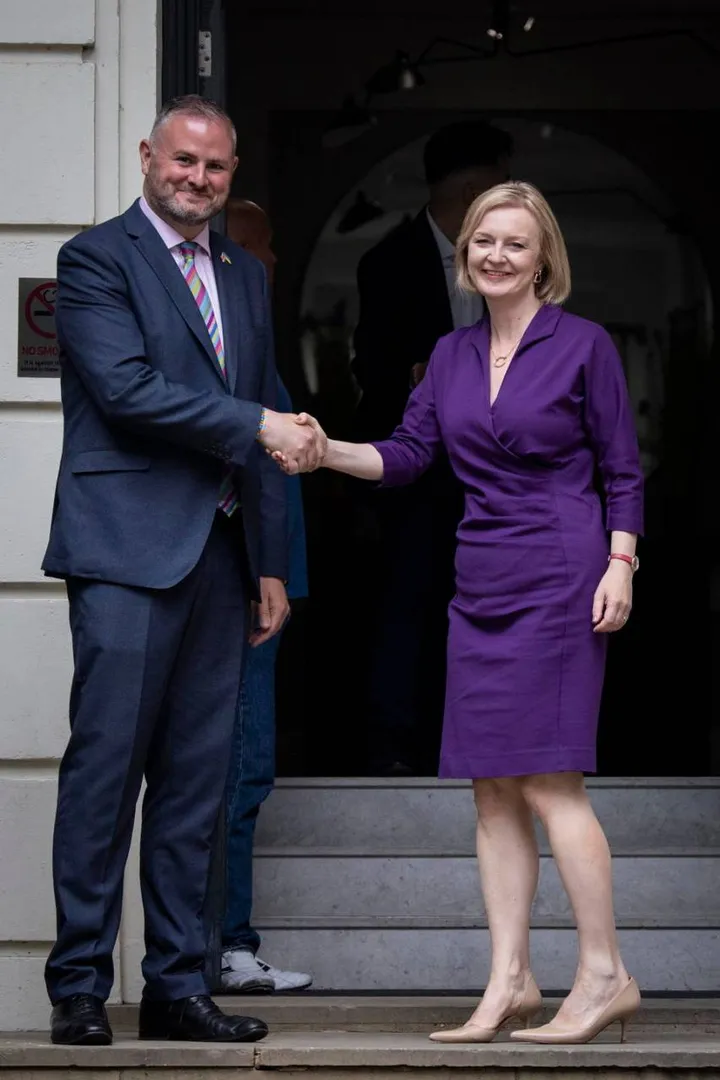 epa10161706 British Member of Parliament and Conservative Party Co-Chair Andrew Stephenson (L) congratulates new Conservative Party Leader Liz Truss (R) following the announcement of her win at Conservative Central Office, London, Britain, 05 September 2022. New leader of the Conservative Party Liz Truss has won the vote held among Conservative Party members for the new Tory leader and British Prime Minister, the chairman of the 1922 Committee announced on 05 September 2022. The new leader will not become Prime Minister until Boris Johnson formally relinquishes his role to Queen Elizabeth in person. The new leader will then visit the Queen and be appointed as Britain's new Prime Minister.  EPA/TOLGA AKMEN