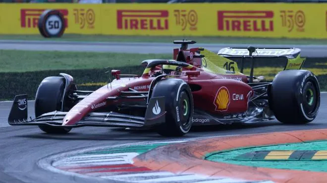 Ferrari driver Charles Leclerc of Monaco  in action during the first practice session of the Formula One Grand Prix of Italy at the Autodromo Nazionale Monza race track in Monza, Italy, 9 September 2022. The 2021 Formula One Grand Prix of Italy will take place on 11 September 2022.  
ANSA / MATTEO BAZZI