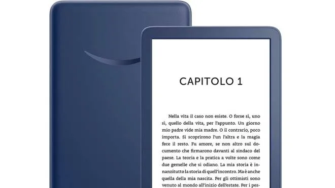 Il nuovo Kindle 2022 nella versione blu