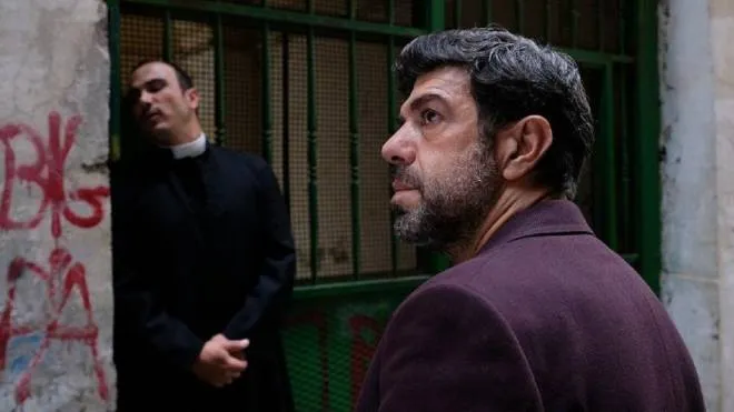 Pierfrancesco Favino in “Nostalgia“ di Mario Martone, tra i 12 film italiani in corsa per l’Oscar