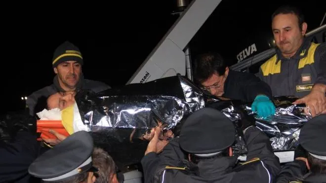 I soccorsi ai passeggeri della Costa Concordia la notte del 13 gennaio 2012