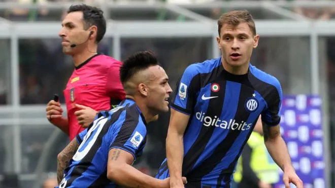 Inter Milan�s Nicolo Barella (R) jubilates with his teammate Lautaro Martinez after scoring goal of 2 to 0 during the Italian serie A soccer match between FC Inter  and Salernitana  Giuseppe Meazza stadium in Milan, 16 October 2022.
ANSA / MATTEO BAZZI