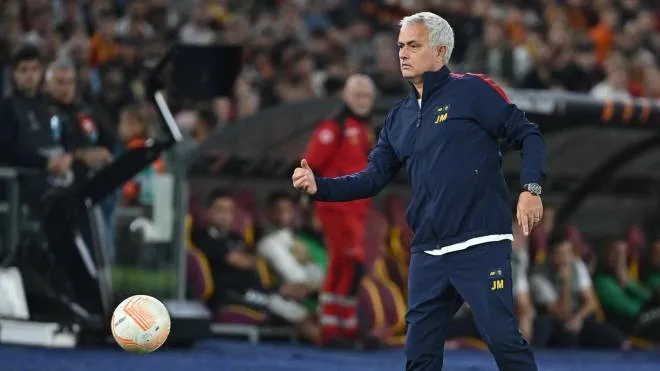 AS Roma's head coach Jose Mourinho reacts during the UEFA Europa League group C soccer match between AS Roma and Real Betis at Olimpico stadium in Rome, Italy, 06 October 2022.  ANSA/ETTORE FERRARI
