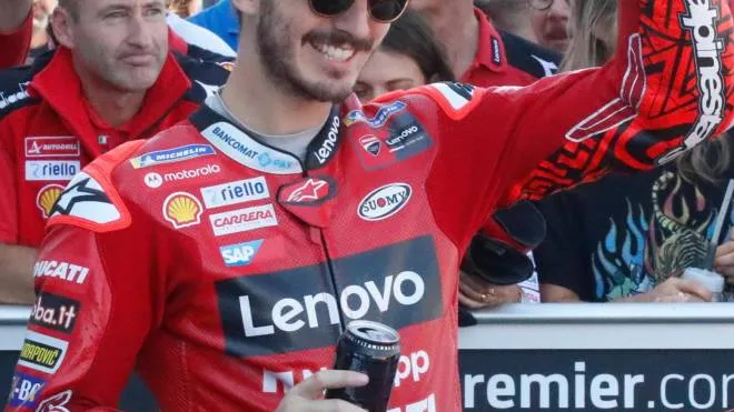 Francesco ‘Pecco’ Bagnaia, 25 anni, ha quattordici punti di vantaggio su Fabio Quartararo prima delle due ultime tappe del Mondiale MotoGP in Malesia e Spagna