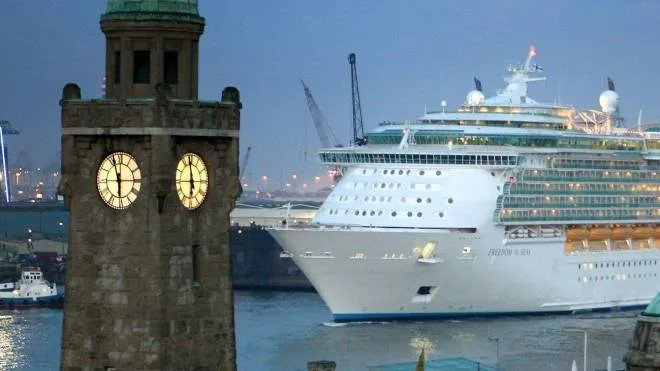 Il porto di Amburgo, nella Germania settentrionale, è il terzo più importante d’Europa