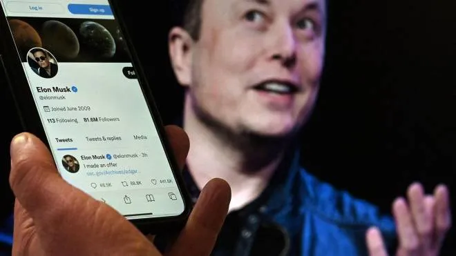Elon Musk, imprenditore miliardario sudafricano, 51 anni, ha acquistato da poco Twitter