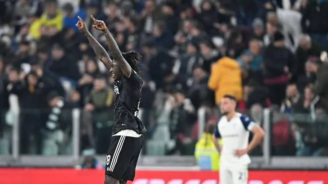 Juventus' Moise Kean jubilates after scoring the gol (1-0) during the italian Serie A soccer match Juventus FC vs SS Lazio at the Allianz Stadium in Turin, Italy, 13 November 2022 ANSA/ALESSANDRO DI MARCO