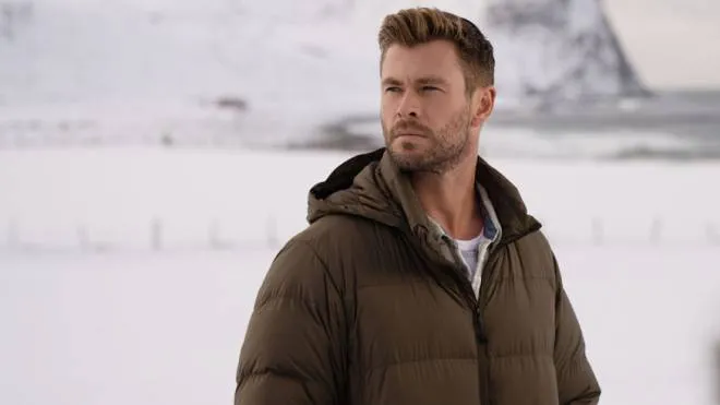 Chris Hemsworth in una scena della docuserie