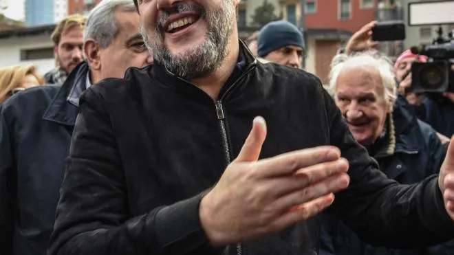 Matteo Salvini, 49 anni, nel giorno dell’Immacolata in visita del quartiere popolare di Gratosoglio a Milano