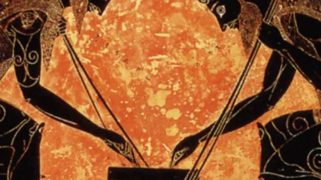 Il famoso gioco a dadi di Achille e Aiace dipinto sul vaso di Exekias (530-540 a.C.)