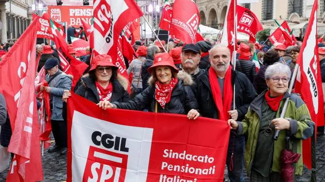 Una manifestazione per le pensioni del sindacato Spi-Cgil