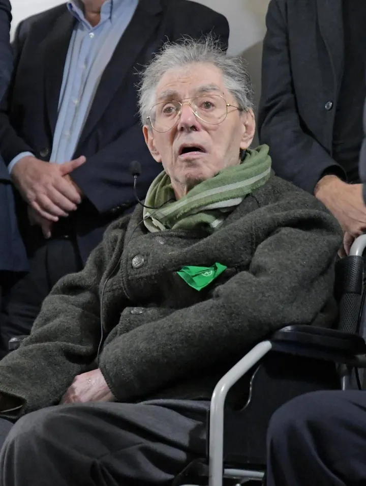 Umberto Bossi, 81 anni, durante un incontro pubblico del «Comitato del Nord», lo scorso 3 dicembre a Giovenzano (Pavia)