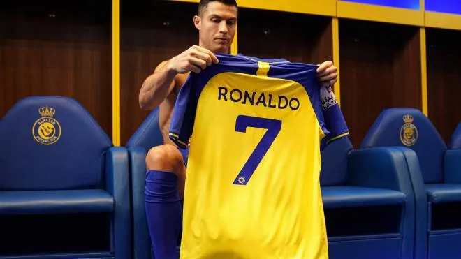 Ronaldo con la maglia dell'Al-Nassr 