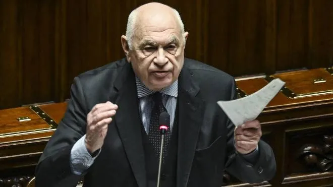 Il ministro della Giustizia, Carlo Nordio, 75 anni, in Senato durante l’informativa sull’amministrazione della giustizia