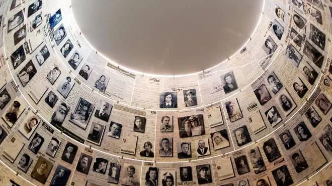 La sala dei nomi dello Yad Vashem, il Museo dell’Olocausto di Gerusalemme