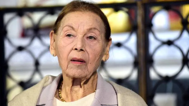 Edith Bruck, 91 anni, aveva tredicini anni quando venne deportata dai nazisti nei campi di concentramento