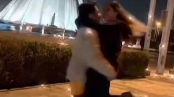 Il video postato dalla coppia iraniana