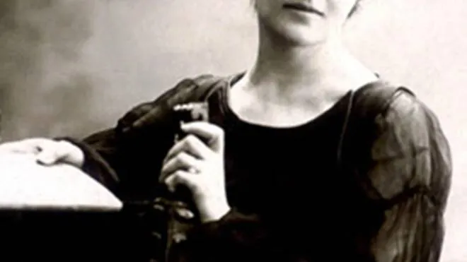 Sibilla Aleramo (1876-1960) e, sotto, Lina Poletti (1885-1971)