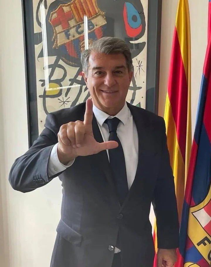 Joan Laporta, presidente del Barcellona attuale, ha sottolineato la coincidenza di questo scandalo scoppiato proprio ora che il Barcellona torna a primeggiare