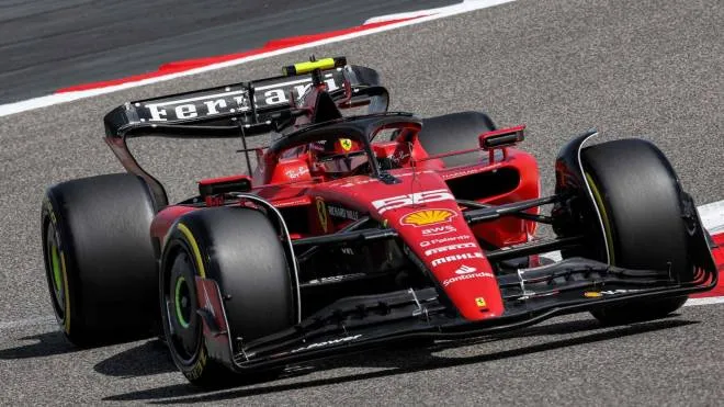 Ferrari's Spanish driver Carlos Sainz Jr drives during the first day of Formula One pre-season testing at the Bahrain International Circuit in Sakhir on February 23, 2023. (Photo by Giuseppe CACACE / AFP)