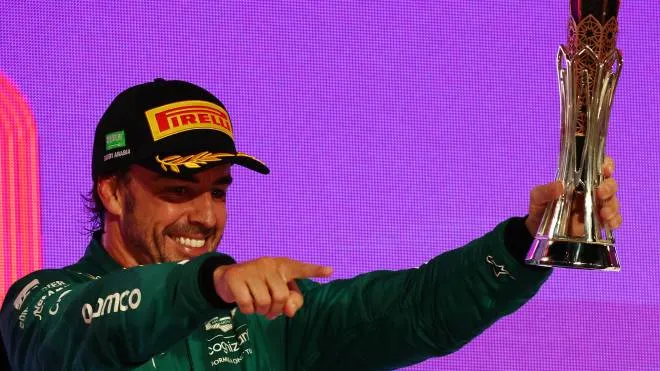 Fernando Alonso, 42 anni nel prossimo luglio, ha centrato il secondo podio consecutivo, prima di essere penalizzato