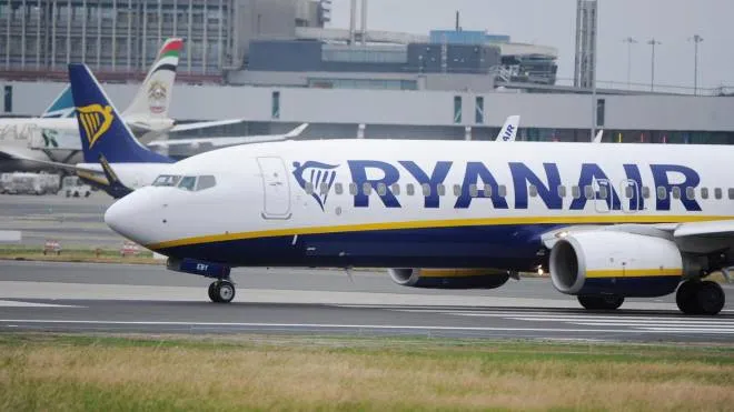 epa06887838 (FILE) - A Ryanair aircraft at Dublin airport, Dublin, Ireland 12 July 2018 (reissued 14 July 2018). According to reports, a Ryanair flight from Dublin, Ireland, to Zadar, Croatia, had to perform an emergency landing late 13 July at Hahn airport in Germany, due to a loss of air pressure. At least 30 passengers were reportedly taken to hospital.  EPA/STR