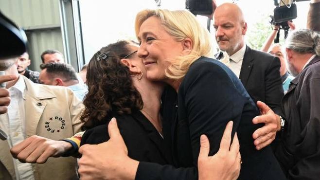 Legislative in Francia, la rivincita di Marine Le Pen
