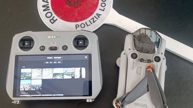 Il drone sequestrato al turista cinese